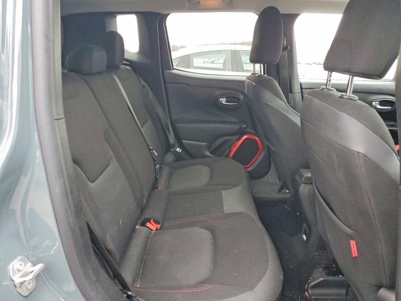 Photo 11 from auction – 2015 JEEP RENEGADE with VIN ZACCJBCT9FPC06030