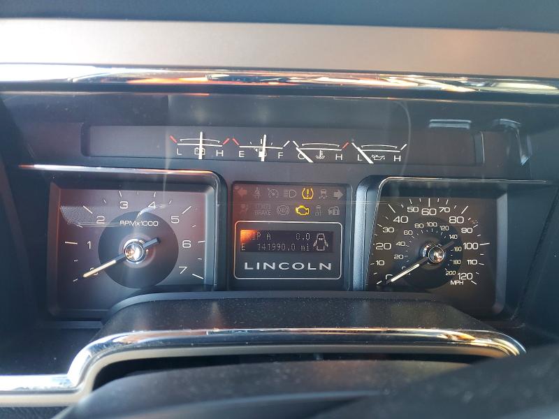 Photo 9 from auction – 2013 LINCOLN NAVIGATOR with VIN 5LMJJ2J59DEL01651