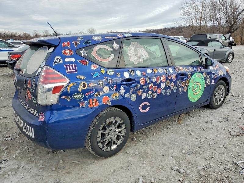 Photo 3 from auction – 2015 TOYOTA PRIUS V with VIN JTDZN3EU2FJ038354