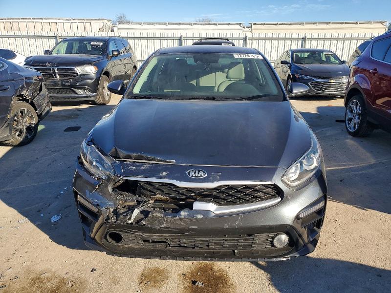 Photo 5 from auction – 2021 KIA FORTE FE with VIN 3KPF24AD2ME408140