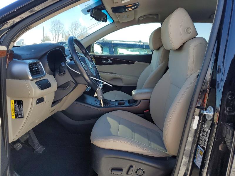 Photo 7 from auction – 2017 KIA SORENTO LX with VIN 5XYPGDA35HG290428