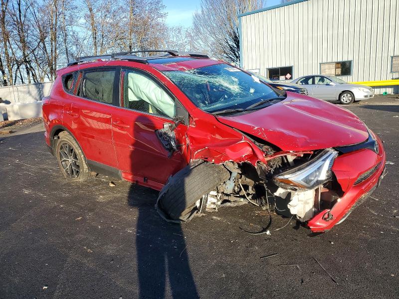 Photo 4 from auction – 2017 TOYOTA RAV4 with VIN 2T3JFREV1HW599400
