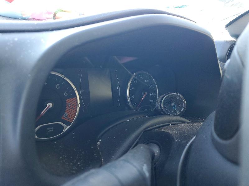 Photo 9 from auction – 2023 JEEP RENEGADE with VIN ZACNJDB18PPP58413