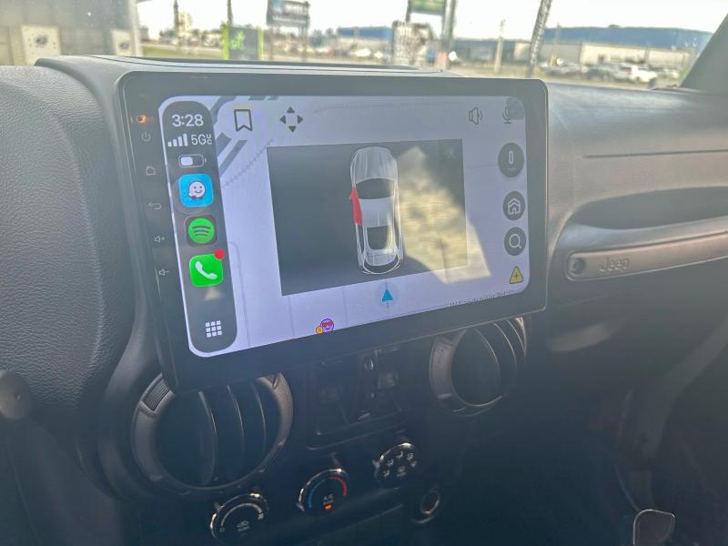 Photo 11 from auction – 2017 JEEP WRANGLER U with VIN 1C4BJWDG9HL500359