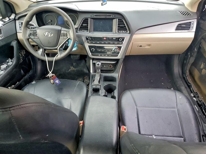 Photo 8 from auction – 2017 HYUNDAI SONATA SE with VIN 5NPE24AF5HH552201