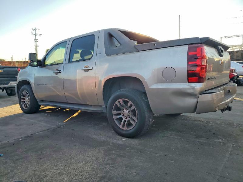 Photo 2 from auction – 2009 CHEVROLET AVALANCHE with VIN 3GNEC22J99G275204