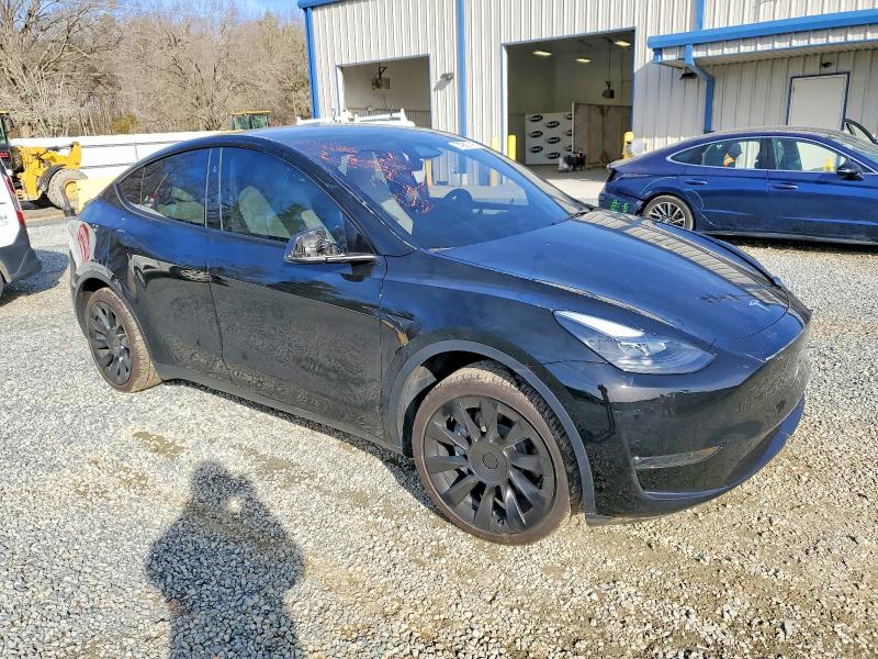 Photo 4 from auction – 2024 TESLA MODEL Y with VIN 7SAYGDEE2RA309316