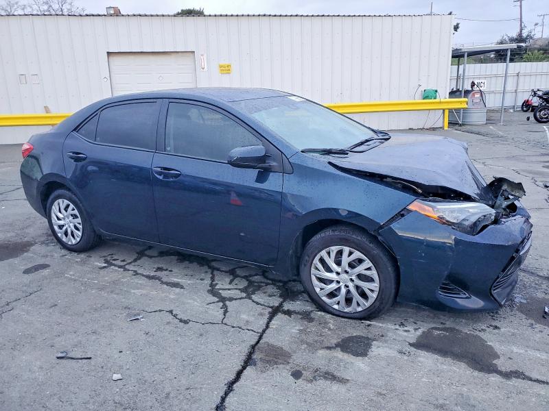 Photo 4 from auction – 2018 TOYOTA COROLLA L with VIN 5YFBURHE6JP746946