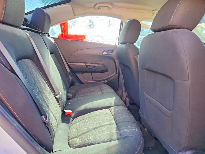 Photo 10 from auction – 2017 CHEVROLET SONIC with VIN 1G1JD5SG4H4127461