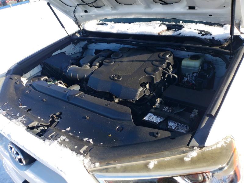Photo 11 from auction – 2014 TOYOTA 4RUNNER SR with VIN JTEBU5JR7E5151785