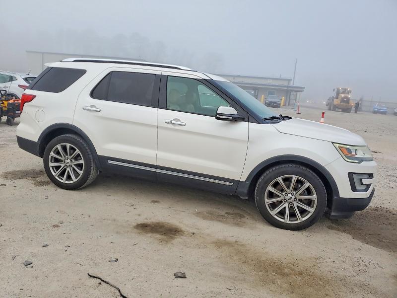 Photo 4 from auction – 2016 FORD EXPLORER L with VIN 1FM5K7F85GGD04167