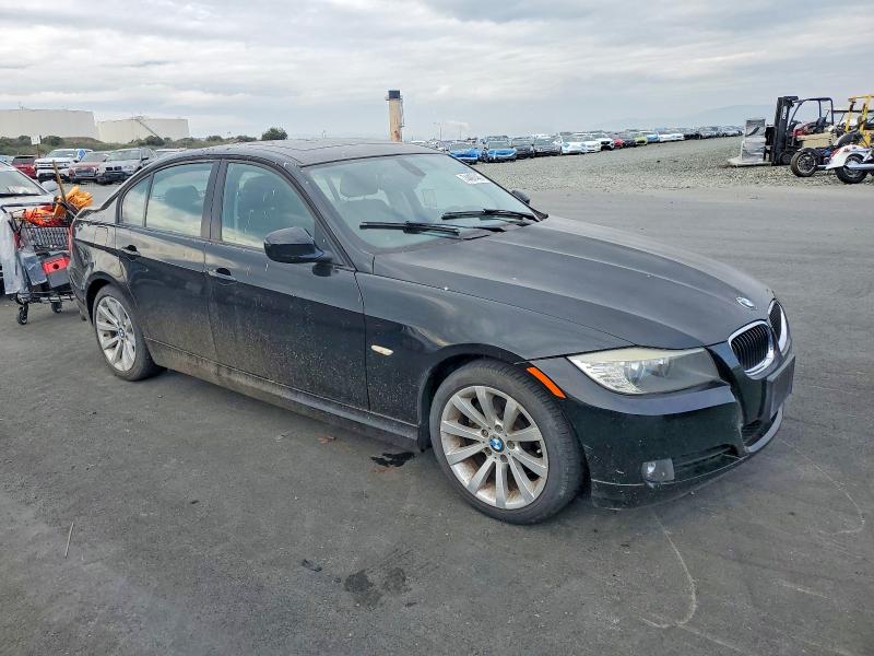 Photo 4 from auction – 2011 BMW 328 I SULE with VIN WBAPH5G58BNM71578