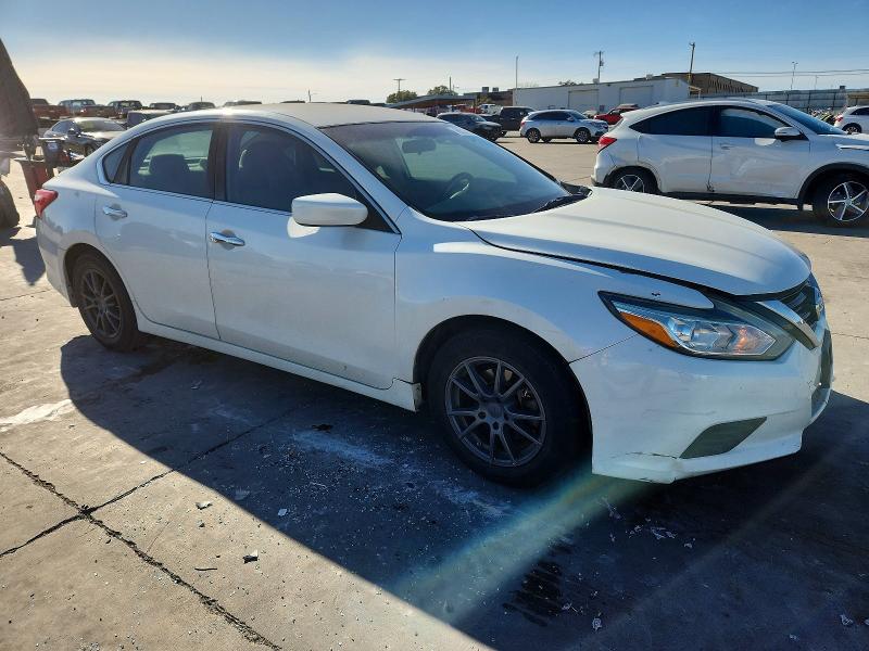 Photo 4 from auction – 2016 NISSAN ALTIMA 2.5 with VIN 1N4AL3AP6GN381302