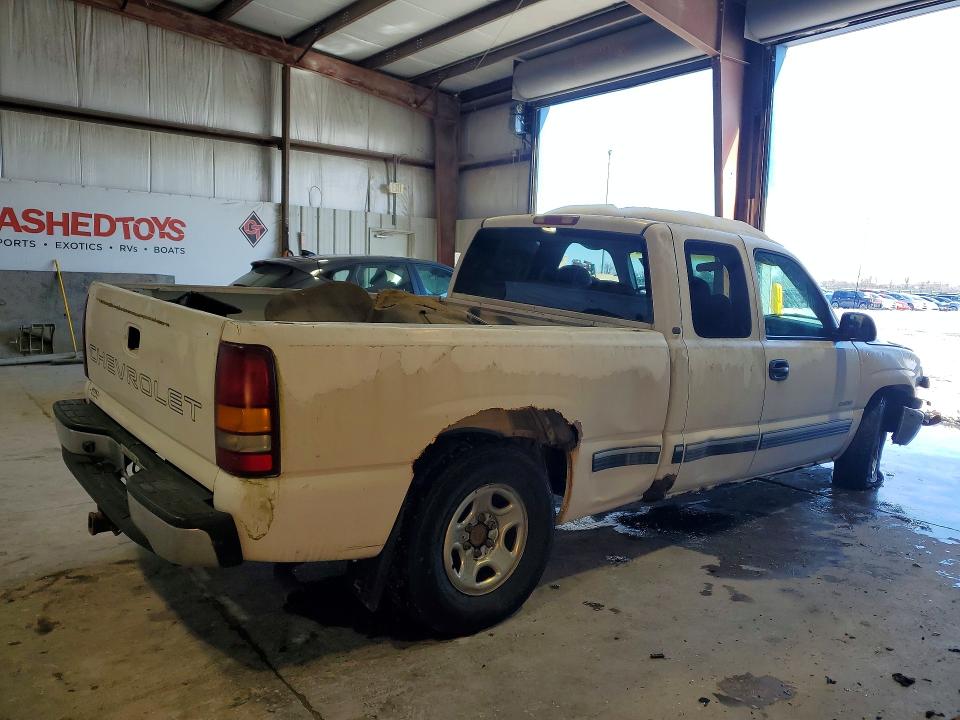 Photo 3 from auction – 2000 CHEVROLET SILVERADO with VIN 2GCEC19T1Y1184087
