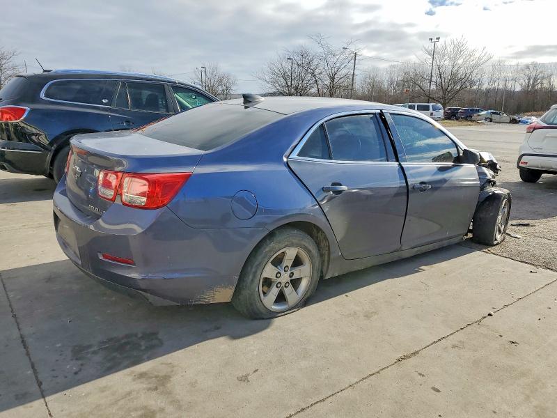 Foto 3 de la subasta – 2015 CHEVROLET MALIBU LS con VIN 1G11B5SLXFF192965