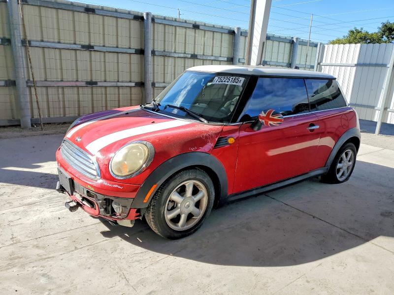 MINI COOPER 2008 with VIN WMWMF33568TT62382 - Photo from auction