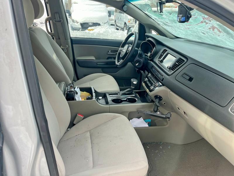 Photo 5 from auction – 2019 KIA SEDONA with VIN KNDMA5C10K6539136