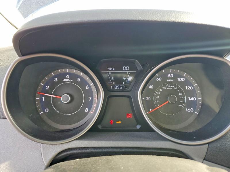 Photo 9 from auction – 2016 HYUNDAI ELANTRA SE with VIN 5NPDH4AE9GH711043