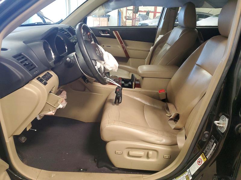 Photo 7 from auction – 2013 TOYOTA HIGHLANDER with VIN 5TDDK3EH3DS207206