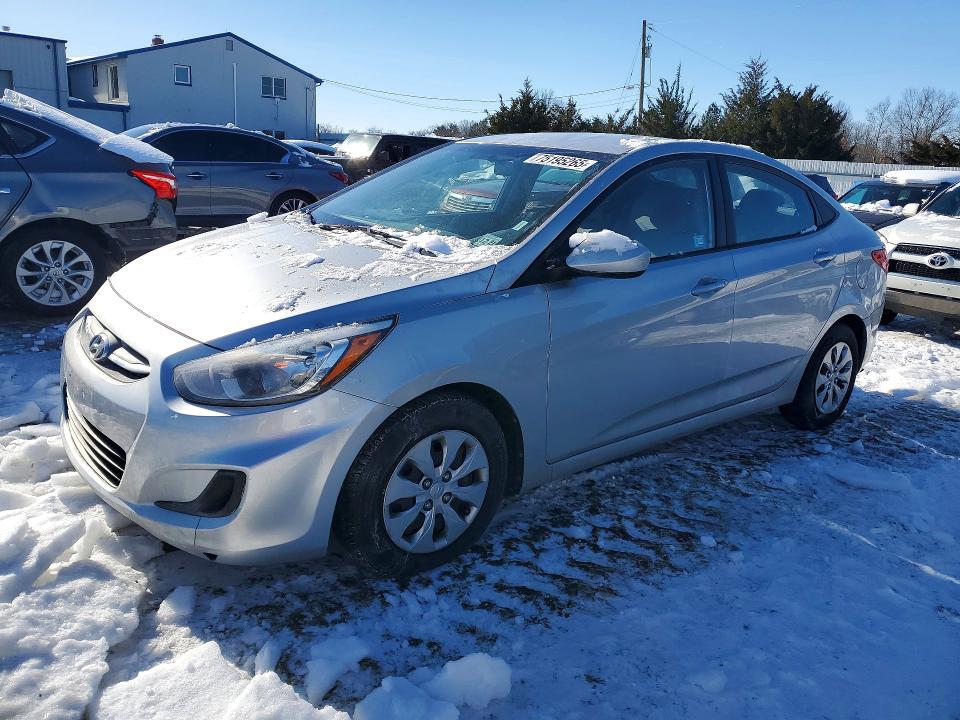 HYUNDAI ACCENT 2016 with VIN KMHCT4AE4GU063039 - Photo from auction