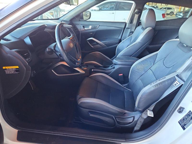 Photo 7 from auction – 2017 HYUNDAI VELOSTER T with VIN KMHTC6AEXHU310562
