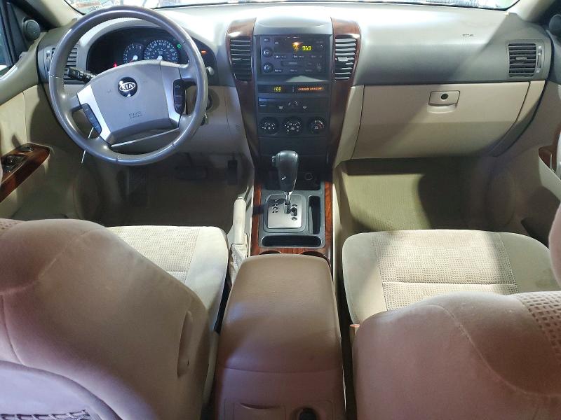 Photo 8 from auction – 2006 KIA SORENTO EX with VIN KNDJD733565636884