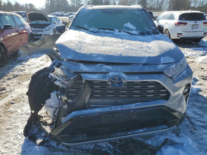 Photo 5 from auction – 2020 TOYOTA RAV4 XSE with VIN 2T3EWRFV7LW056853