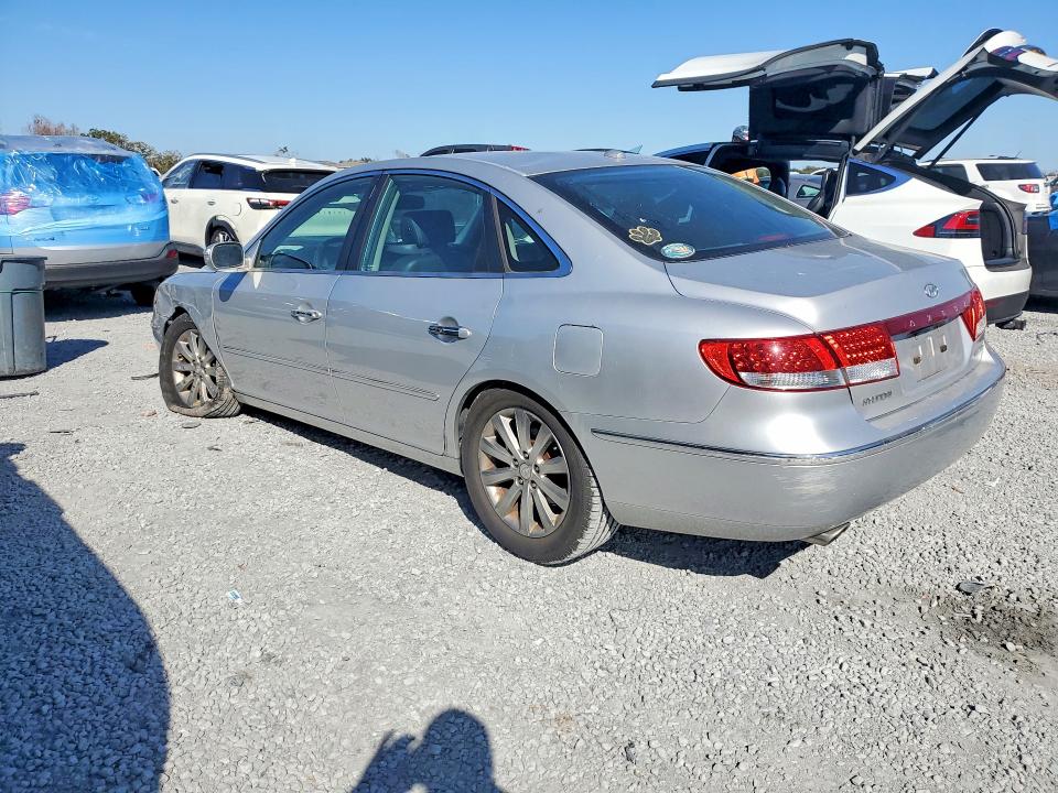 Photo 2 from auction – 2010 HYUNDAI AZERA GLS with VIN KMHFC4DF1AA459150
