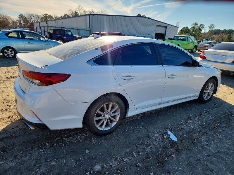 Photo 3 from auction – 2018 HYUNDAI SONATA SE with VIN 5NPE24AF2JH668333