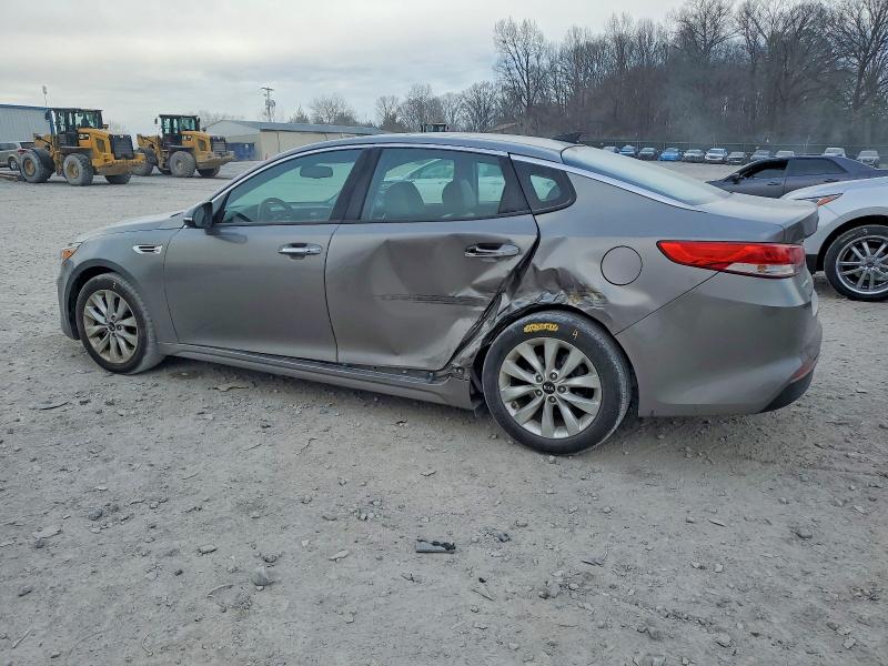 Photo 2 from auction – 2016 KIA OPTIMA EX with VIN 5XXGU4L37GG014275