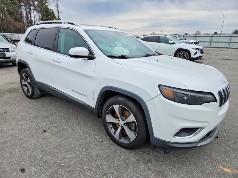 Photo 4 from auction – 2019 JEEP CHEROKEE with VIN 1C4PJLDB8KD296311
