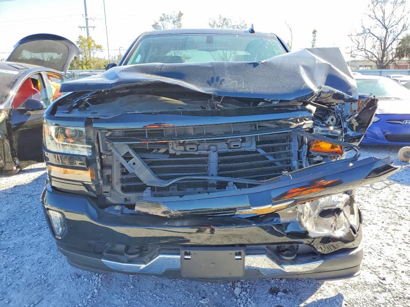 Photo 5 from auction – 2017 CHEVROLET SILVERADO with VIN 3GCUKREC3HG379148
