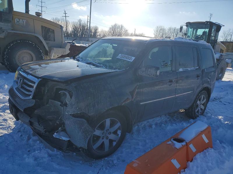 HONDA PILOT TOUR 2014 with VIN 5FNYF4H96EB037767 - Photo from auction
