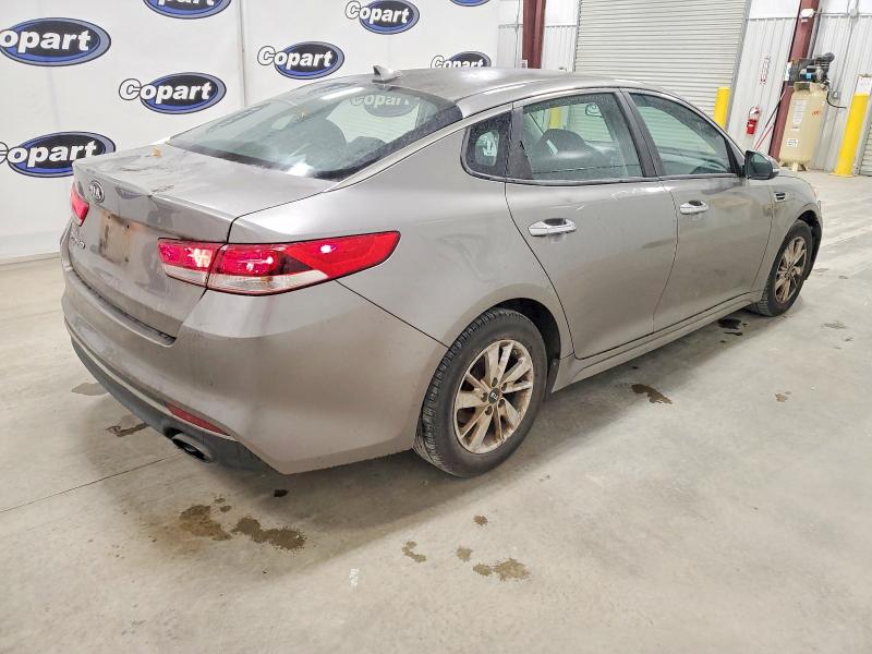 Photo 3 from auction – 2018 KIA OPTIMA with VIN 5XXGT4L39JG239338