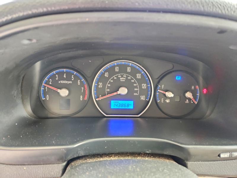 Photo 9 from auction – 2008 HYUNDAI SANTA FE G with VIN 5NMSG13D08H140912