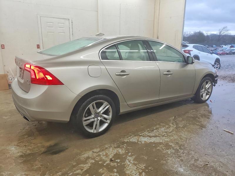 Photo 3 from auction – 2015 VOLVO S60 PREMIE with VIN YV1612TK2F1348430