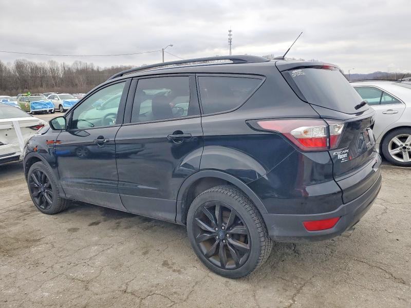 Photo 2 from auction – 2018 FORD ESCAPE with VIN 1FMCU9GD1JUA95107