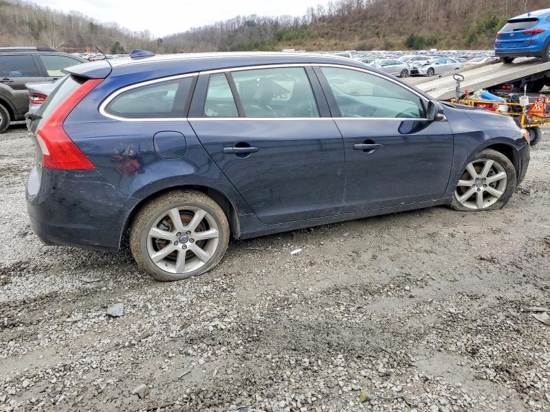 Photo 3 from auction – 2017 VOLVO V60 T5 PRE with VIN YV140MEK1H1330104