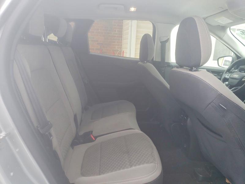 Photo 11 from auction – 2022 FORD ESCAPE with VIN 1FMCU9BZ4NUA48145
