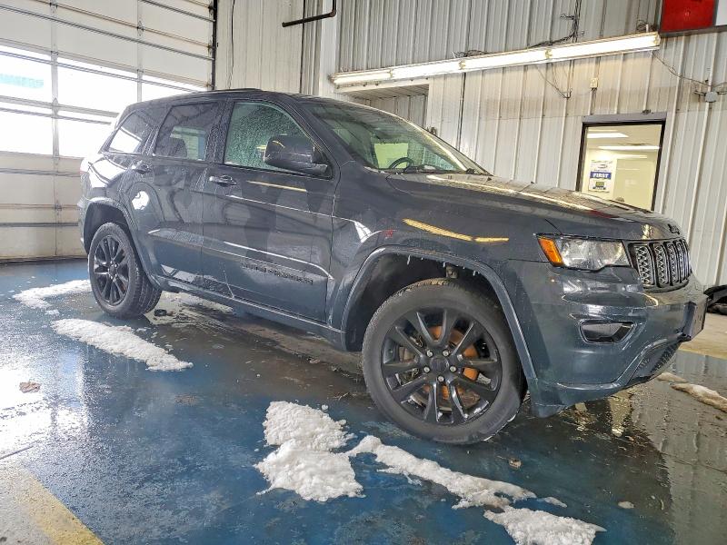 Photo 4 from auction – 2018 JEEP GRAND CHER with VIN 1C4RJFAG8JC174787