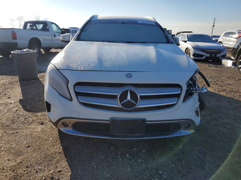 Photo 5 from auction – 2015 MERCEDES-BENZ GLA with VIN WDCTG4EB2FJ119501