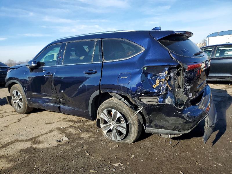 Photo 2 from auction – 2021 TOYOTA HIGHLANDER with VIN 5TDGZRAHXMS043292