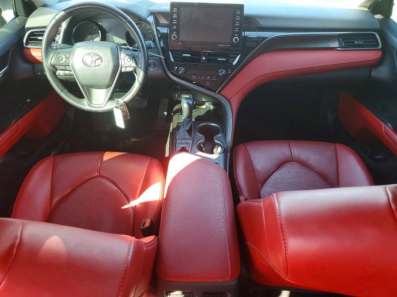 Photo 8 from auction – 2022 TOYOTA CAMRY with VIN 4T1K61AK2NU040203