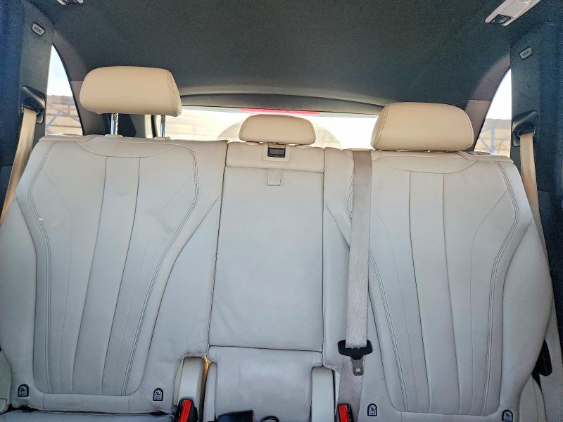 Photo 10 from auction – 2015 BMW X5 XDRIVE3 with VIN 5UXKR0C53F0K60163