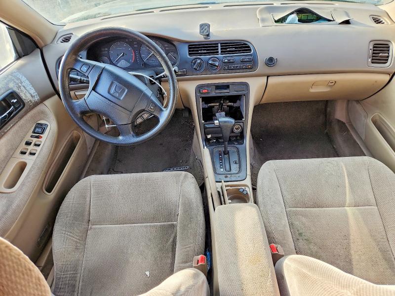 Photo 8 from auction – 1997 HONDA ACCORD with VIN 1HGCD5631VA114656