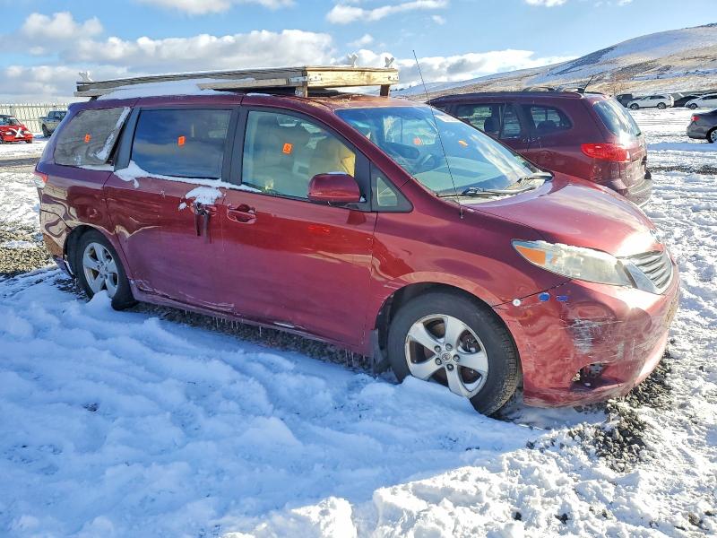 Photo 4 from auction – 2012 TOYOTA SIENNA LE with VIN 5TDKK3DC9CS245129