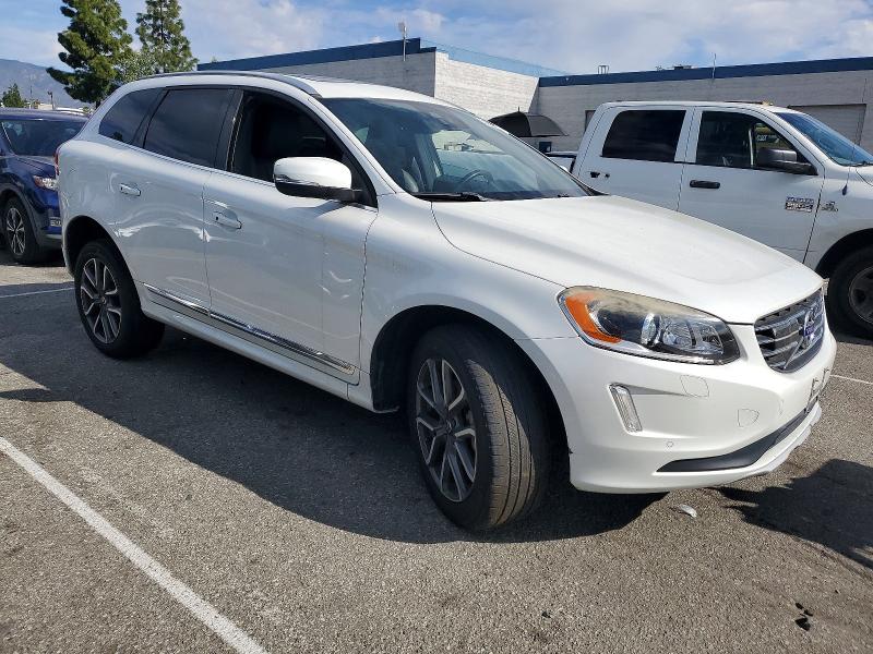 Photo 4 from auction – 2016 VOLVO XC60 T6 PL with VIN YV449MDMXG2836650