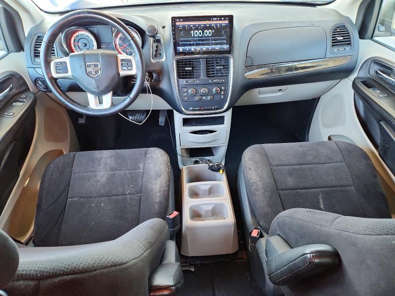 Photo 8 from auction – 2011 DODGE GRAND CARA with VIN 2D4RN4DG2BR601185