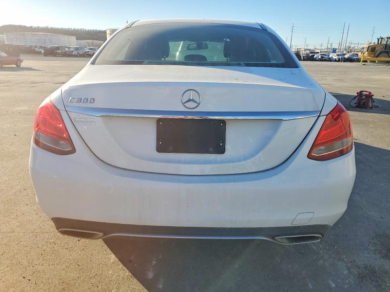 Photo 6 from auction – 2016 MERCEDES-BENZ C with VIN 55SWF4JB8GU174618