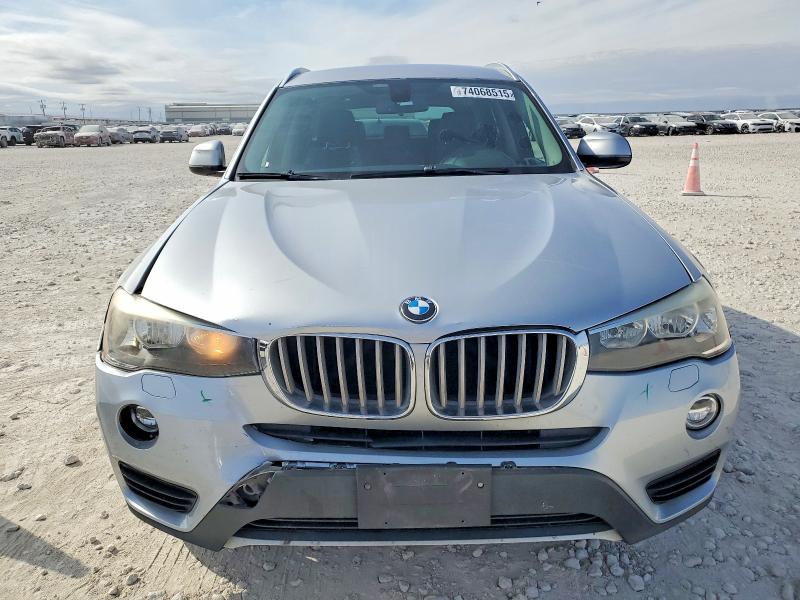 Photo 5 from auction – 2016 BMW X3 SDRIVE2 with VIN 5UXWZ7C50G0R32918